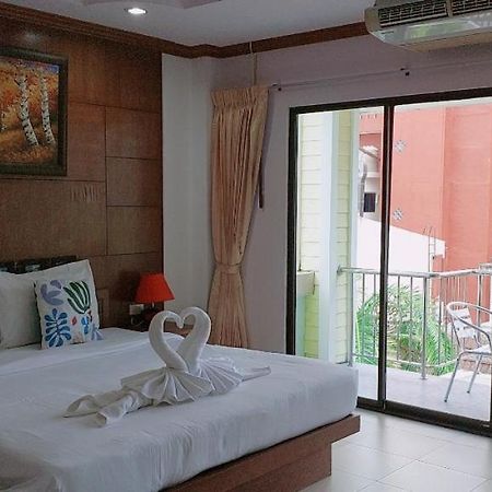 Ainny Residence Patong Extérieur photo