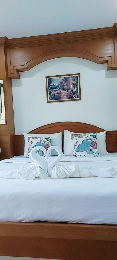 Ainny Residence Patong Extérieur photo